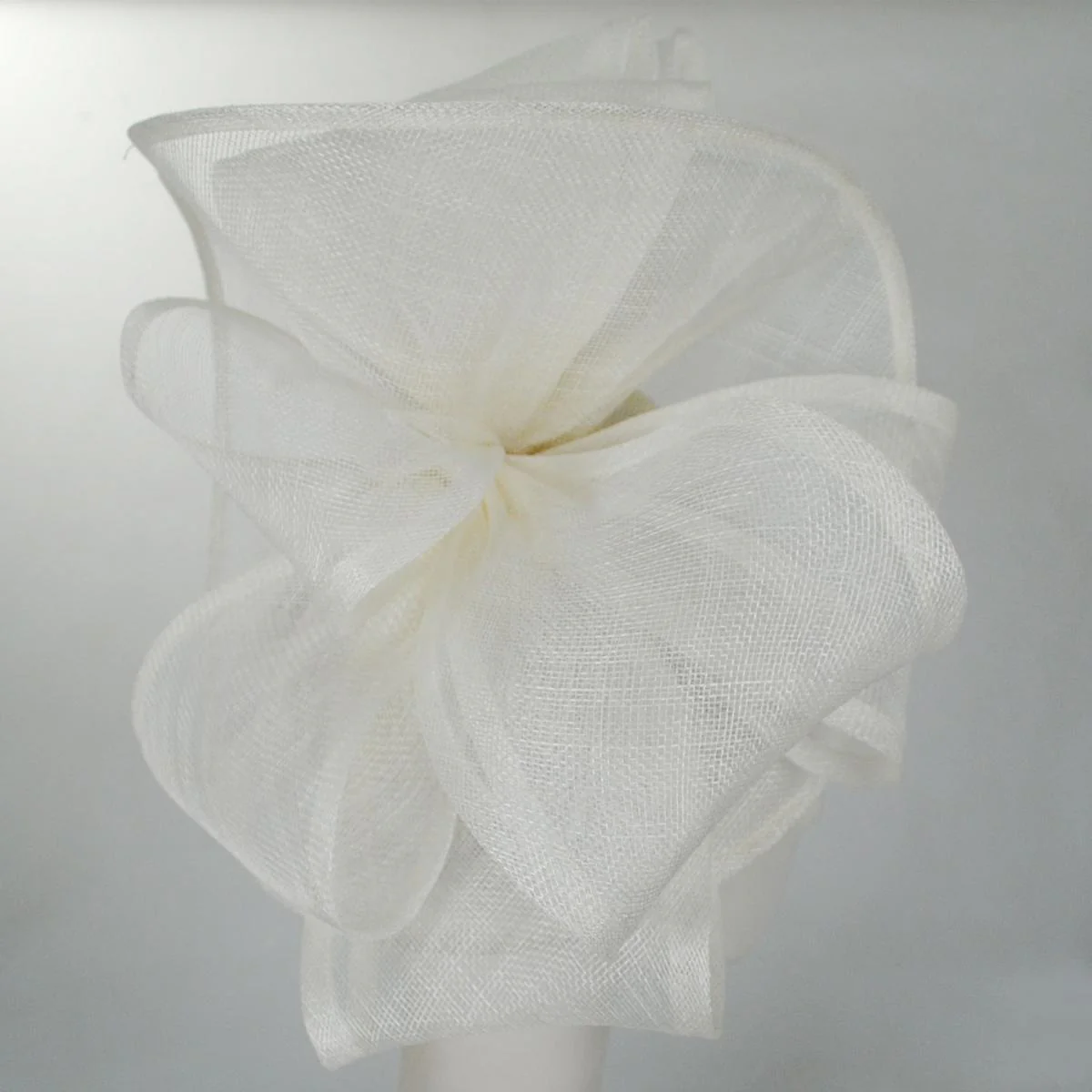 Abanico Sinamay Straw Fascinator Hat - Image 7