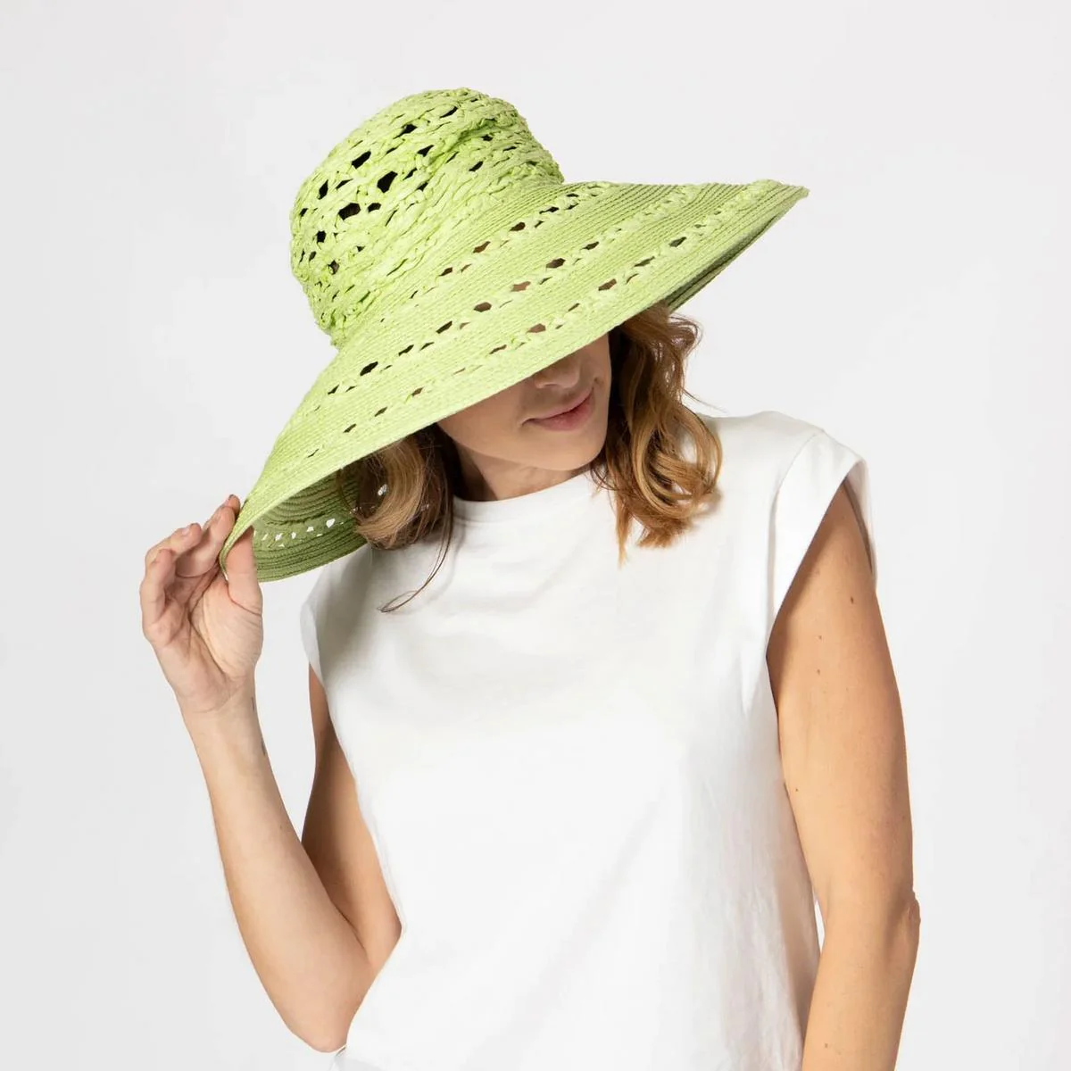 Sierra Toyo Straw Lampshade Sun Hat - Image 14